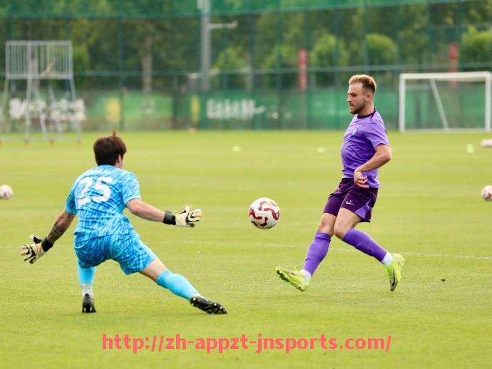 江南体育APP-法甲顶级球员的赛季表现与成就