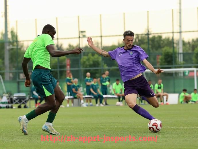 江南体育APP-法甲助攻榜前列球员盘点及创造力数据分析